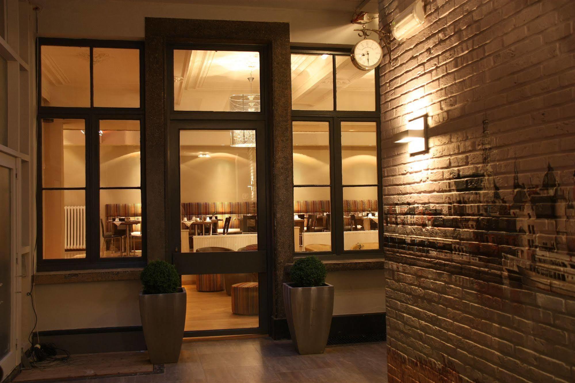 P6 Antwerp酒店 外观 照片